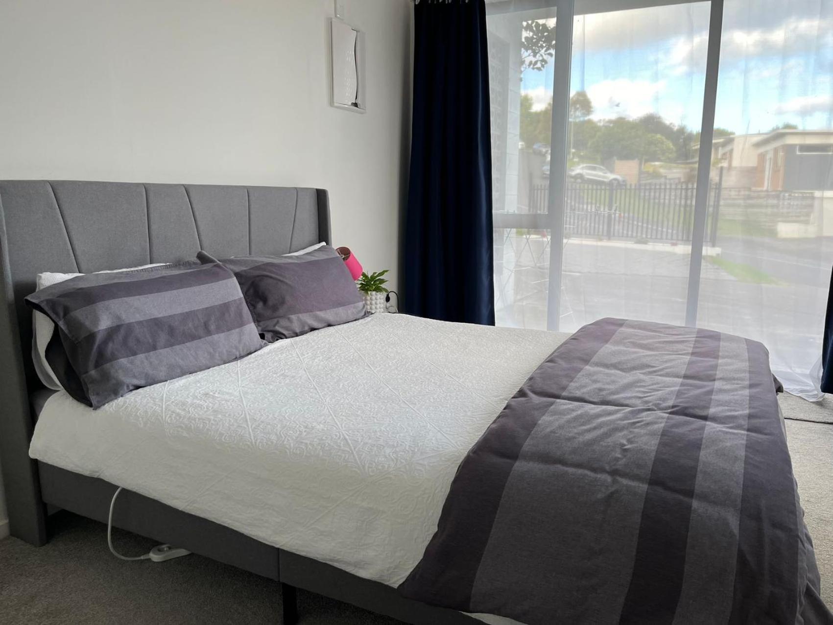 Totara Vale, Free Coffee, Parking And Wifi, Near Glenfield Mall And Highway 18,1 오클랜드 외부 사진